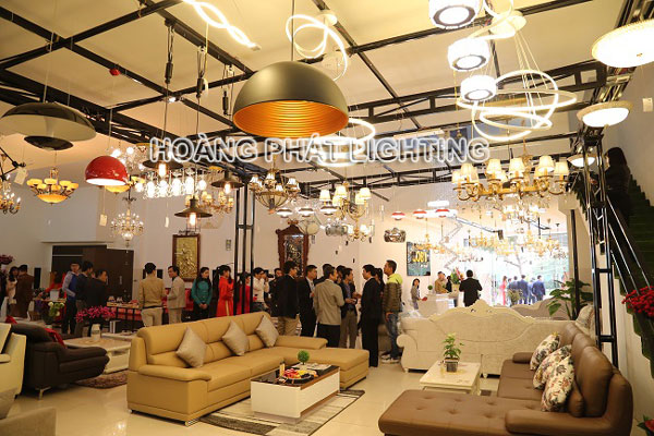 Cửa hàng bán đèn chùm pha lê cao cấp