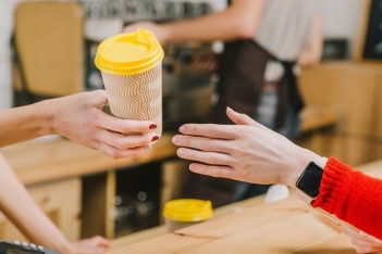 Những rủi ro khi kinh doanh đồ uống mang đi và cách phòng tránh hiệu quả - Khoa học Kỹ thuật